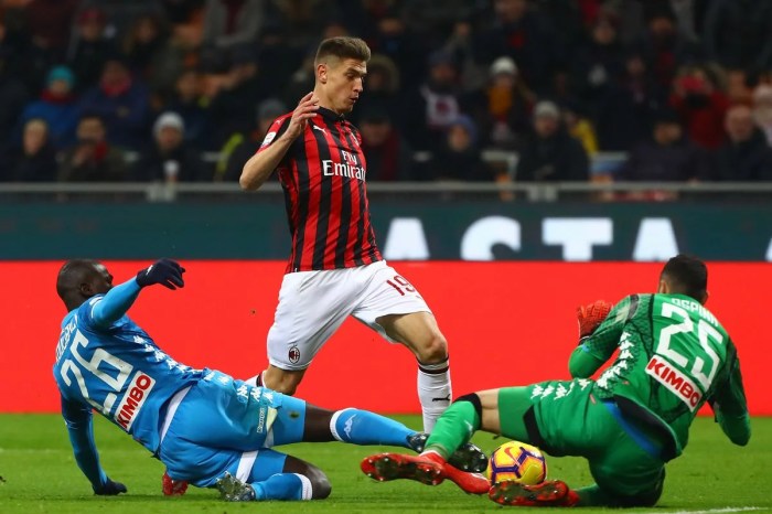 CHUTOGEL - Head-to-Head Pelatih Milan vs Napoli: Strategi Terbaik