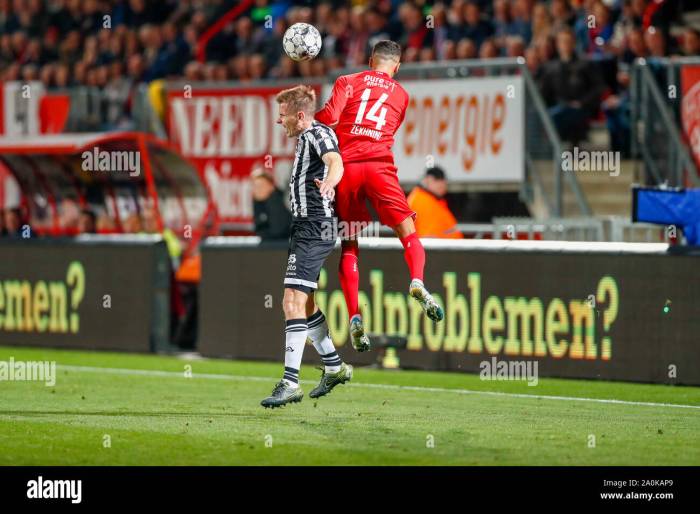 CHUTOGEL - FC Twente vs Heracles: Apa yang Terjadi di Liga Belanda?